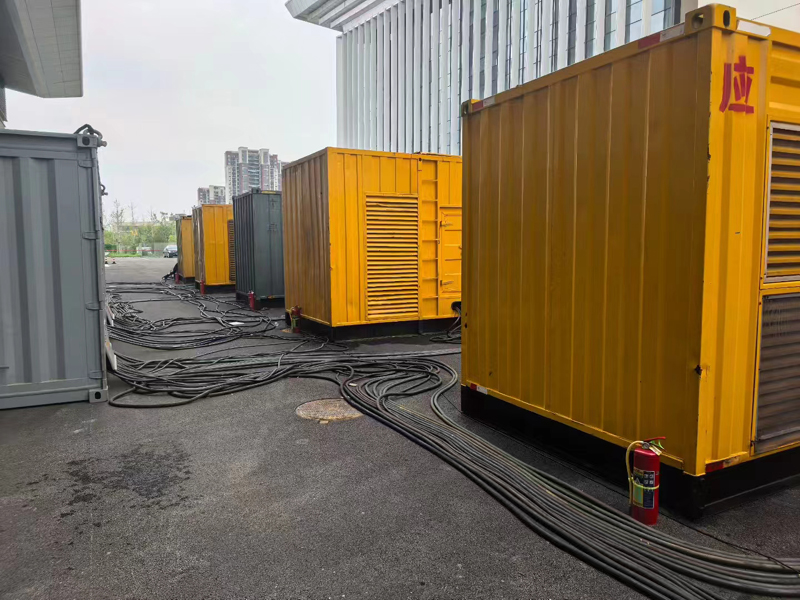 随县不同季节柴油发电机组保养有哪些注意事项？