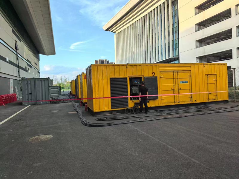 随县柴油发电机冬季保养注意事项？