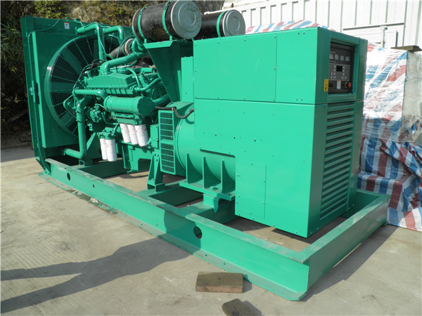 随县发电车出租-柴油发电机组在使用的过程中应该做好哪些防护工作