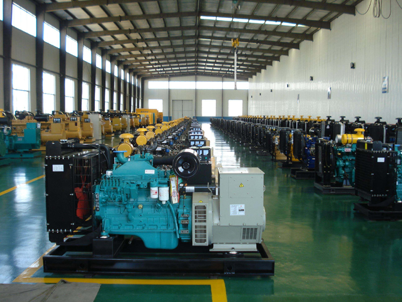 随县租赁发电机-柴油发电机组冒蓝烟、冒黑烟、冒白烟故障分析