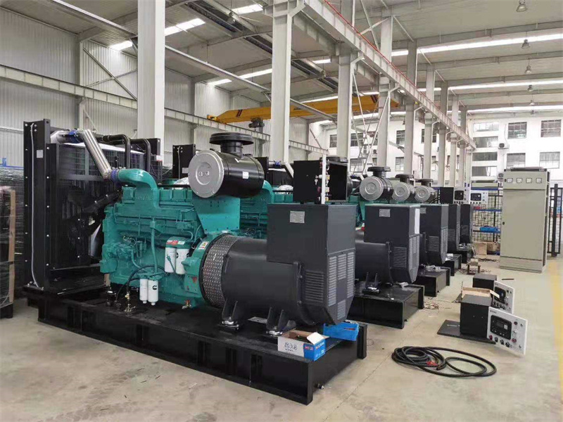 随县100KW柴油发电机油耗是多少？
