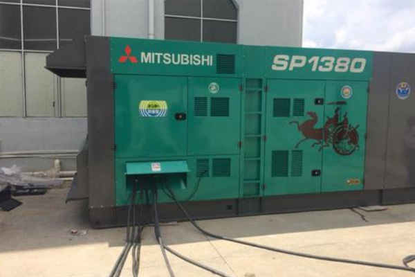 随县为什么有些柴油发电机组的输出电压可以调节？