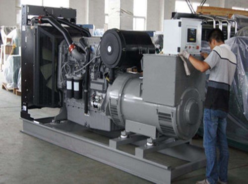 随县柴油发电机组和储能设备配合使用的案例