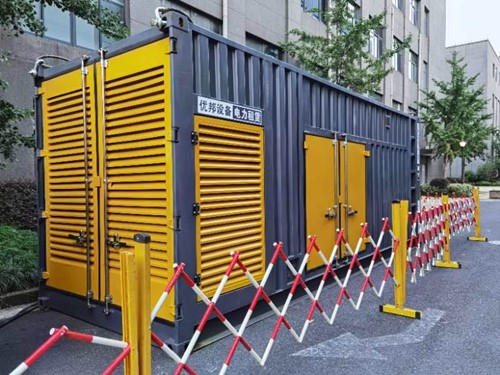 随县如何使用转速表检查发动机的转速？