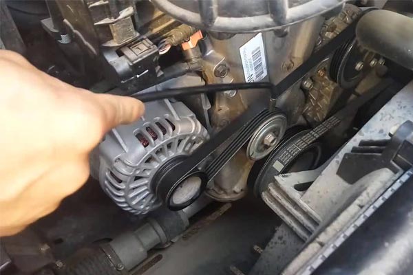 随县转速传感器的工作原理是什么？